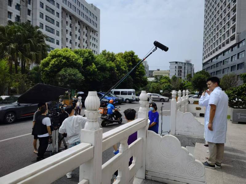 阿克苏广告片拍摄公司低成本实现高规格制作的诀窍